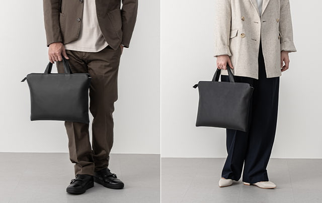 マチなしブリーフA4とスーツの男性と女性の人持ちイメージ