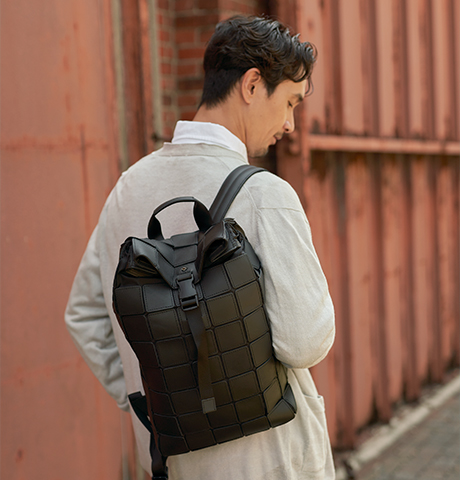 レザーバッグのTRION(トライオン)公式サイト｜野球グローブメーカーが