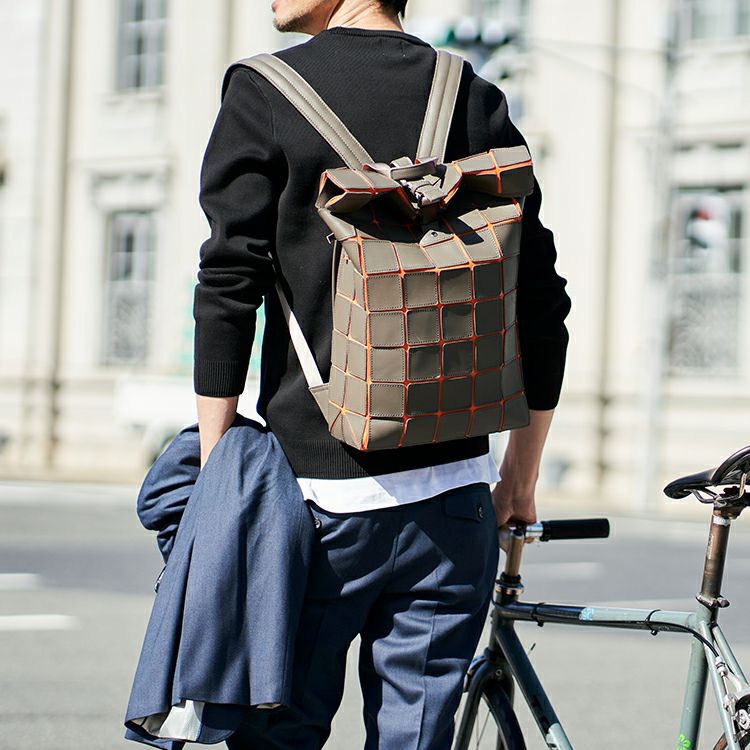 軽量バックパック｜PS102｜革・レザーバッグのTRION(トライオン)公式サイト 