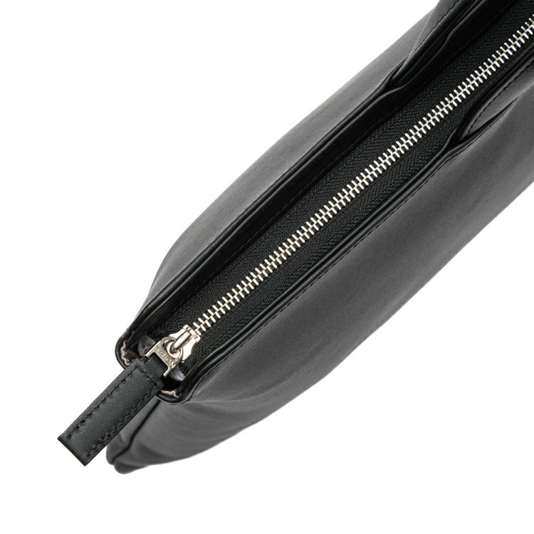 マチなしブリーフB4｜AL116｜革・レザーバッグのTRION(トライオン)公式