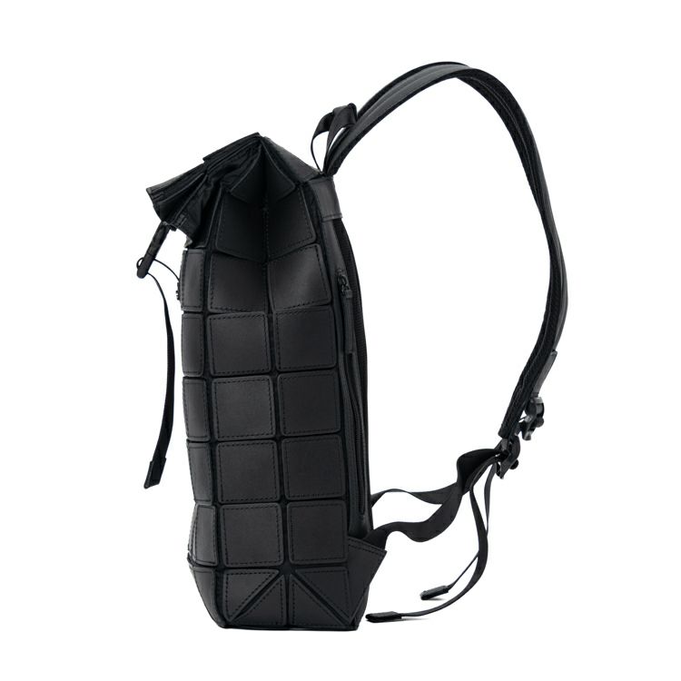 軽量バックパック｜PS203｜革・レザーバッグのTRION(トライオン)公式サイト